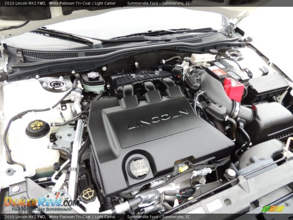 2010 Lincoln MKZ FWD White Platinum Tri-Coat / Light Camel Photo #20