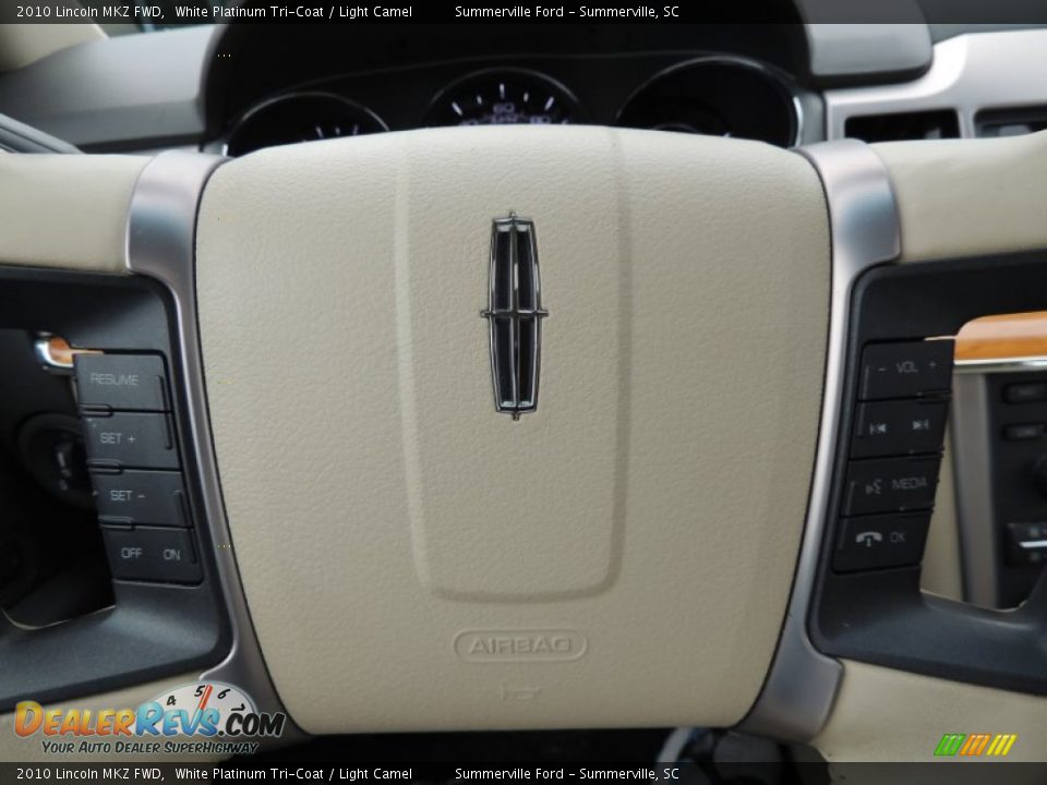 2010 Lincoln MKZ FWD White Platinum Tri-Coat / Light Camel Photo #23