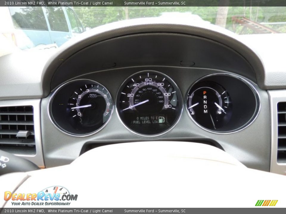 2010 Lincoln MKZ FWD White Platinum Tri-Coat / Light Camel Photo #24
