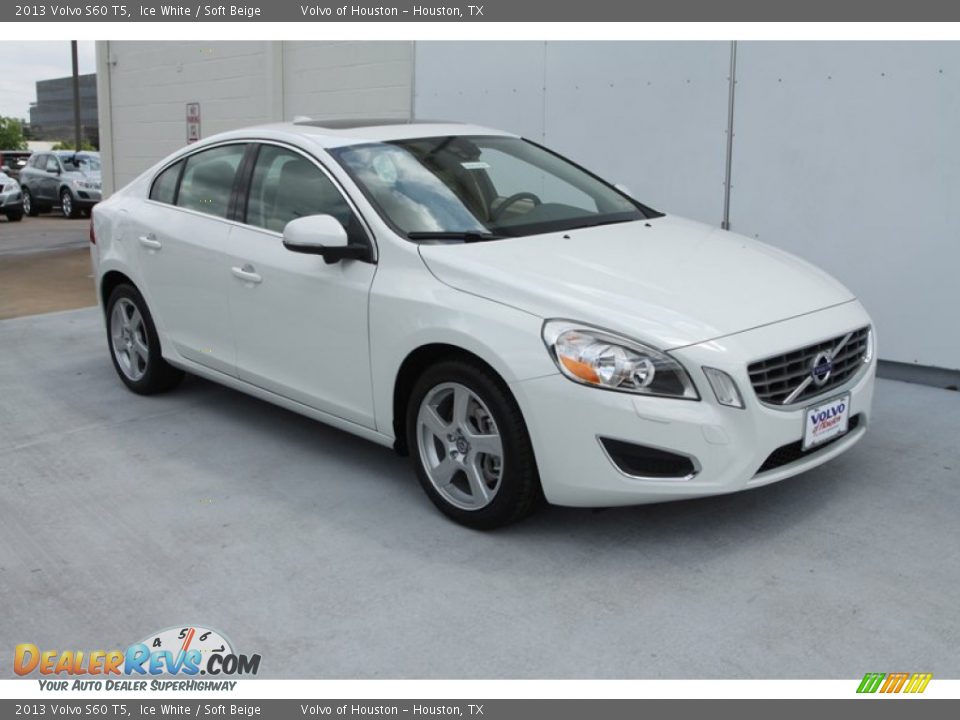 2013 Volvo S60 T5 Ice White / Soft Beige Photo #3