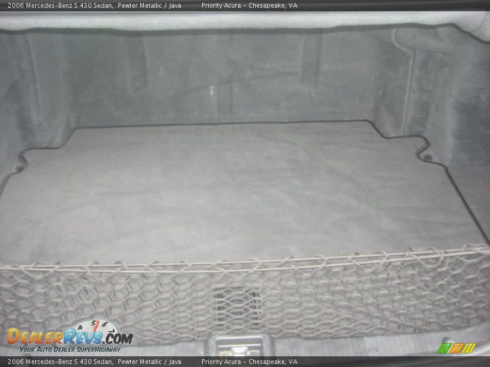 2006 Mercedes-Benz S 430 Sedan Trunk Photo #16