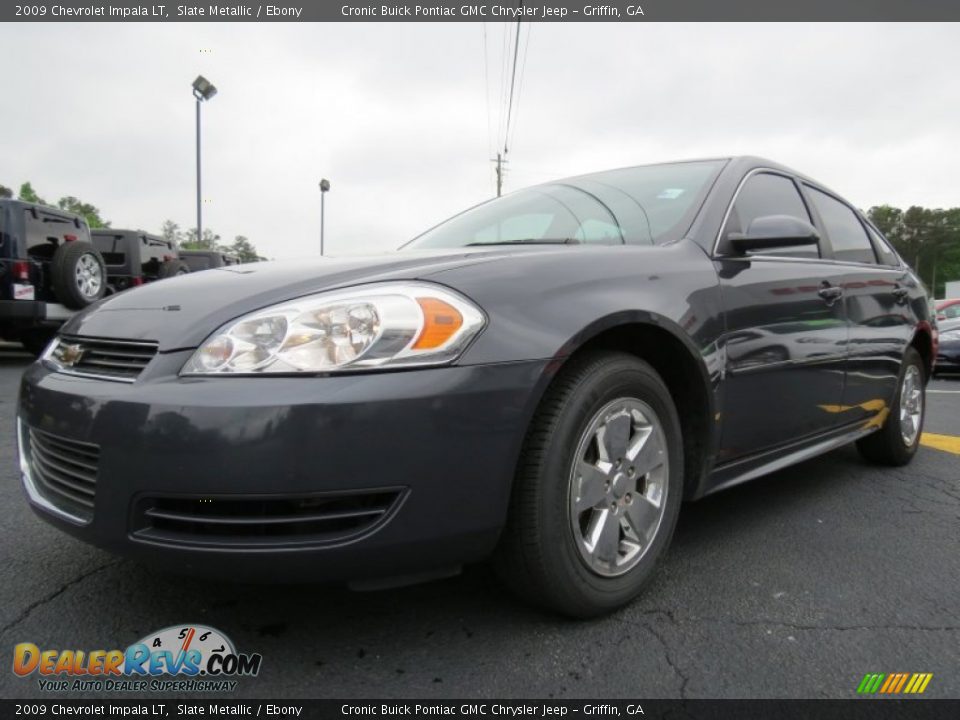 Front 3/4 View of 2009 Chevrolet Impala LT Photo #3