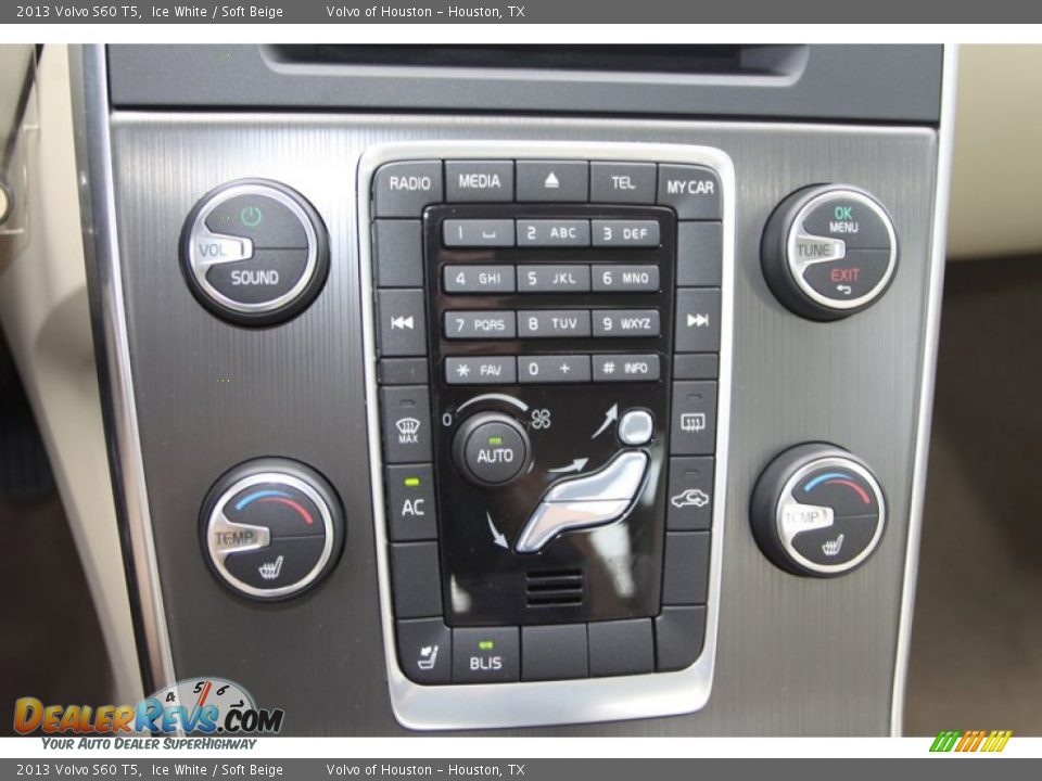 Controls of 2013 Volvo S60 T5 Photo #26