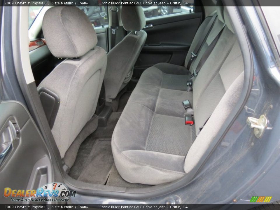 Rear Seat of 2009 Chevrolet Impala LT Photo #12