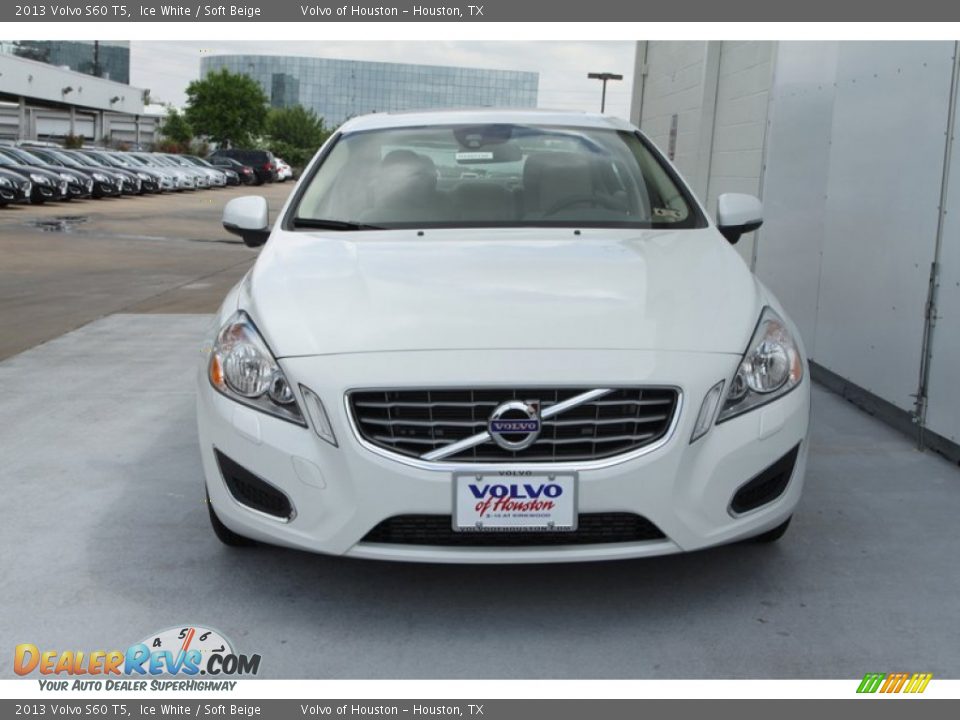 2013 Volvo S60 T5 Ice White / Soft Beige Photo #2