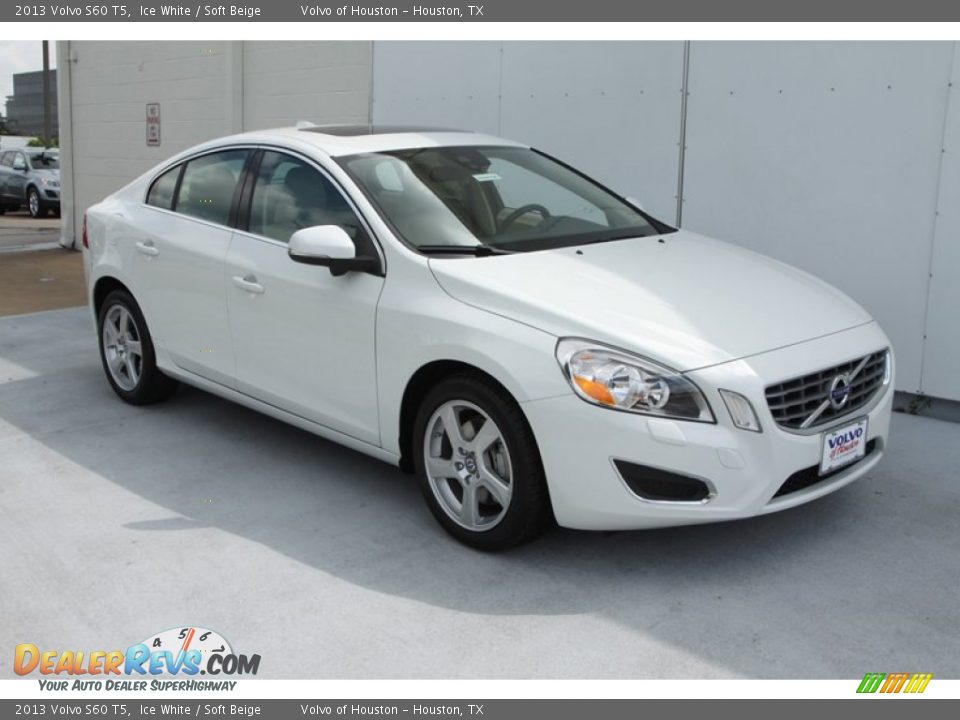 2013 Volvo S60 T5 Ice White / Soft Beige Photo #3