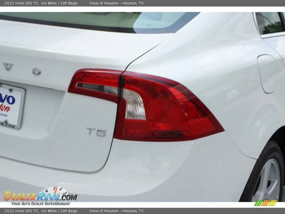 2013 Volvo S60 T5 Ice White / Soft Beige Photo #8