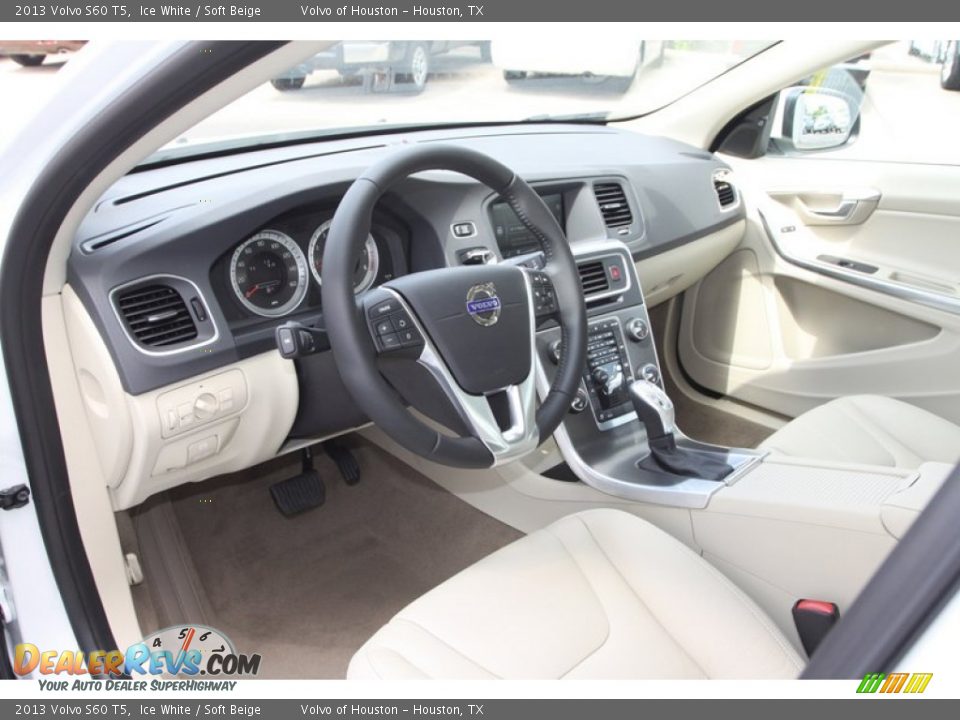 2013 Volvo S60 T5 Ice White / Soft Beige Photo #11