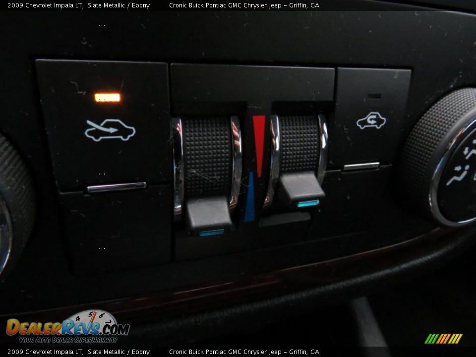 2009 Chevrolet Impala LT Slate Metallic / Ebony Photo #24