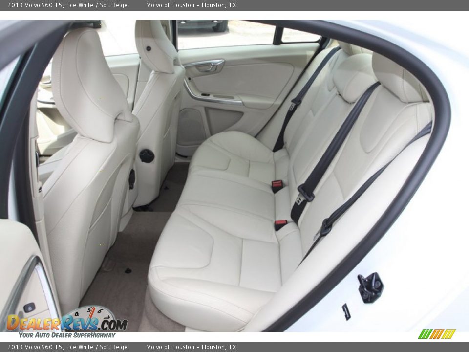 2013 Volvo S60 T5 Ice White / Soft Beige Photo #16