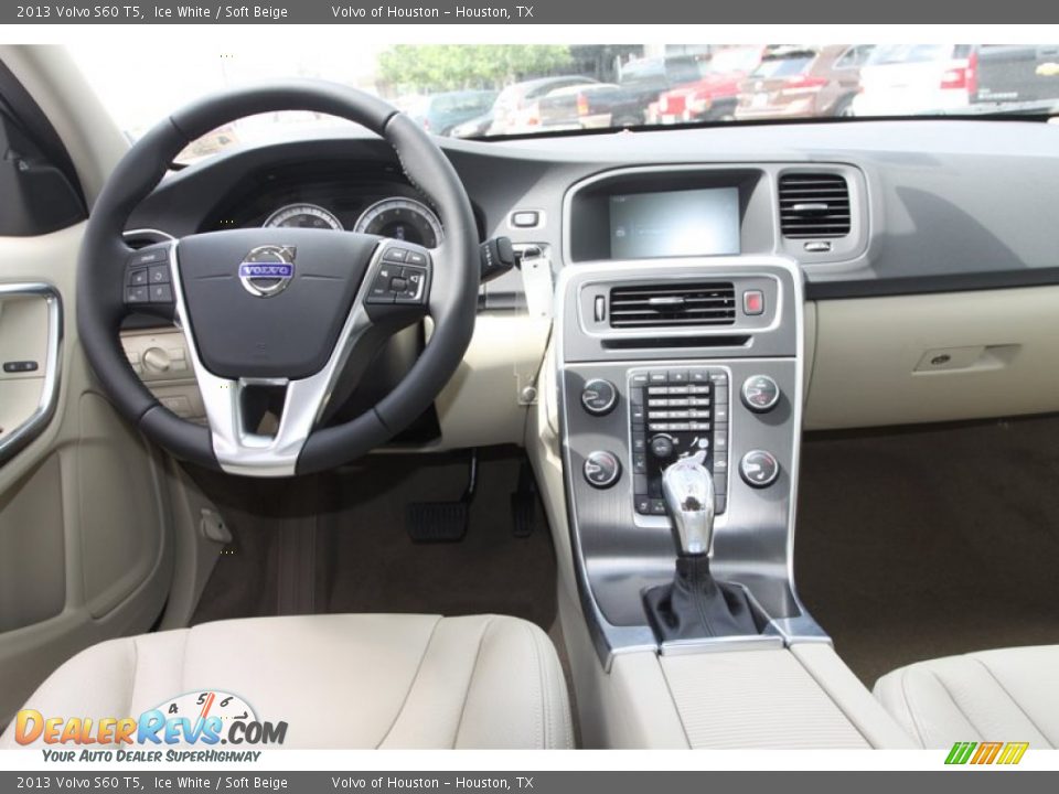 2013 Volvo S60 T5 Ice White / Soft Beige Photo #17