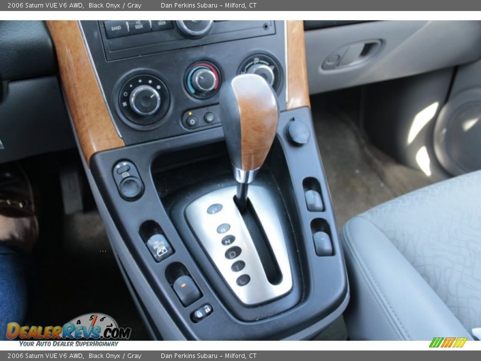 2006 Saturn VUE V6 AWD Black Onyx / Gray Photo #14