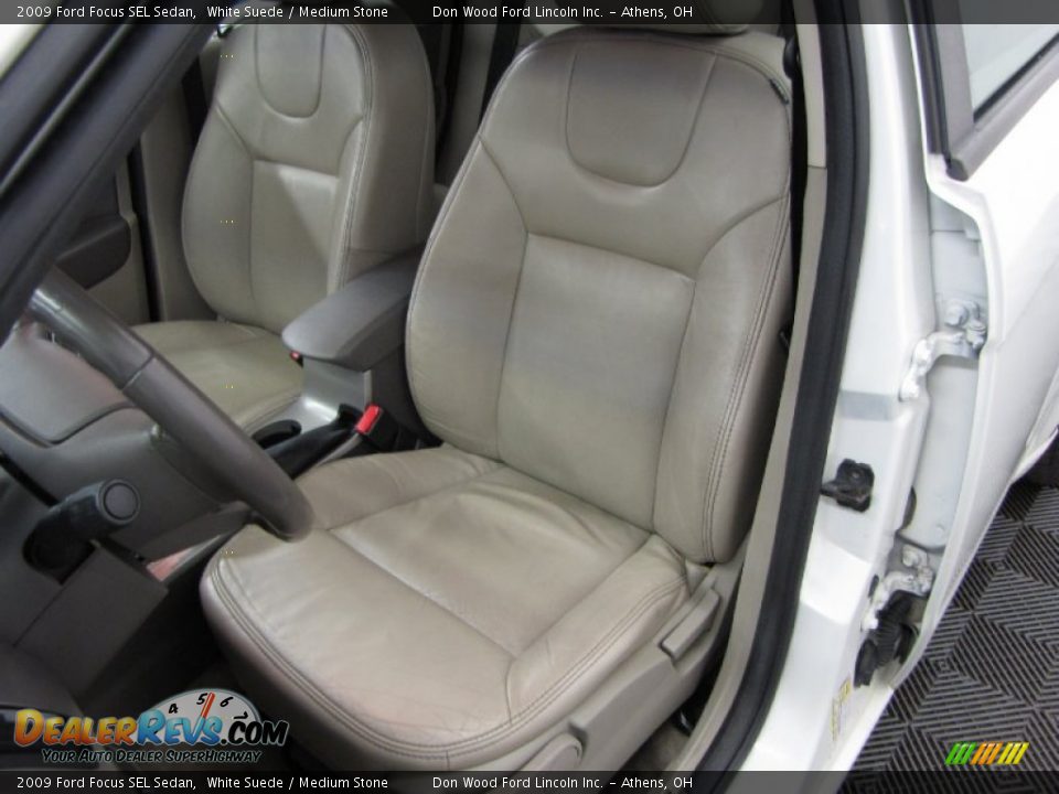 2009 Ford Focus SEL Sedan White Suede / Medium Stone Photo #6