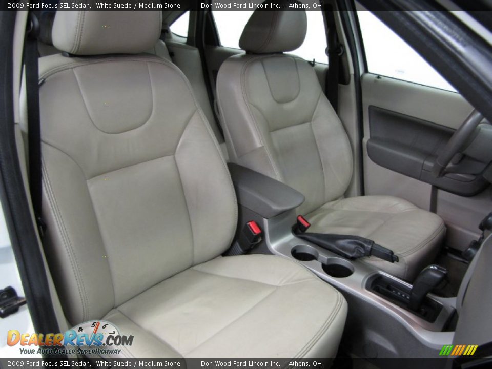 2009 Ford Focus SEL Sedan White Suede / Medium Stone Photo #9