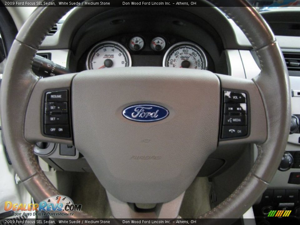 2009 Ford Focus SEL Sedan White Suede / Medium Stone Photo #15
