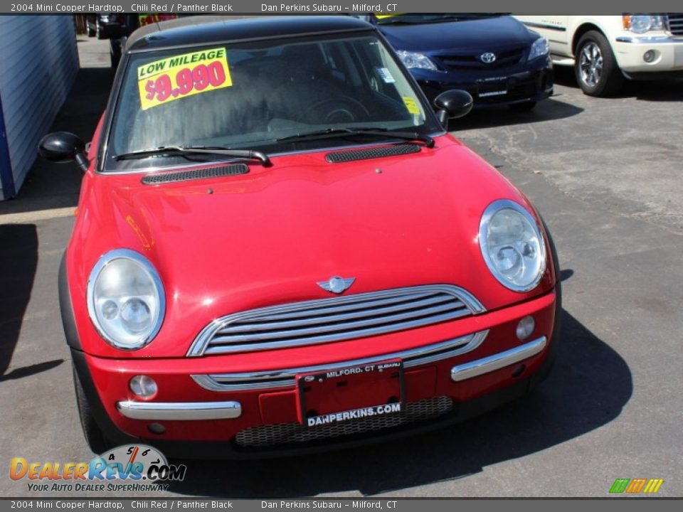 2004 Mini Cooper Hardtop Chili Red / Panther Black Photo #2