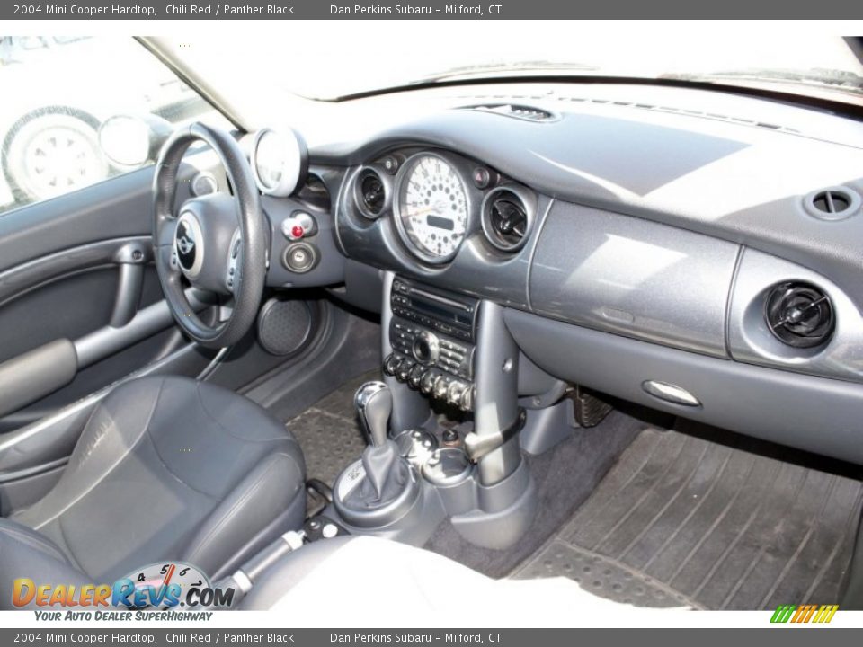 2004 Mini Cooper Hardtop Chili Red / Panther Black Photo #6
