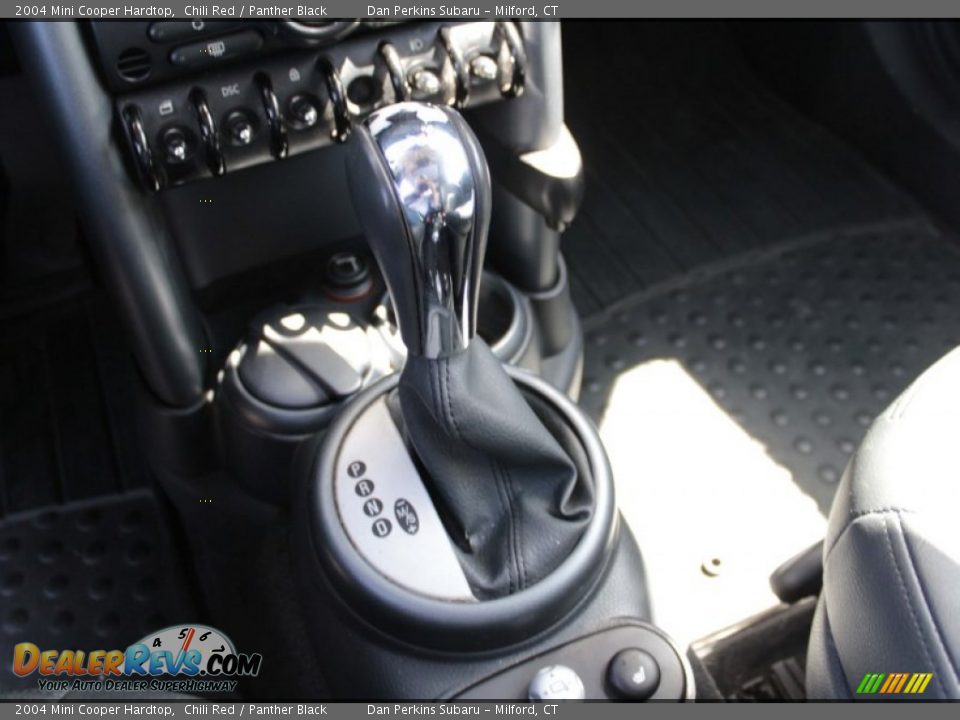 2004 Mini Cooper Hardtop Chili Red / Panther Black Photo #11