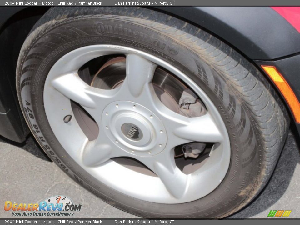 2004 Mini Cooper Hardtop Chili Red / Panther Black Photo #15