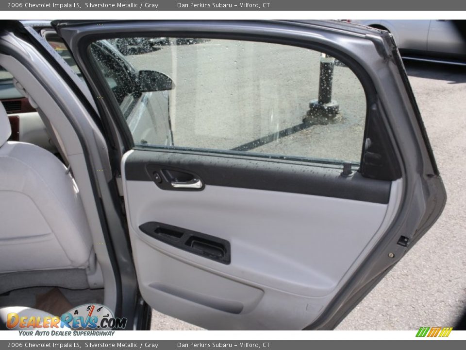 2006 Chevrolet Impala LS Silverstone Metallic / Gray Photo #19