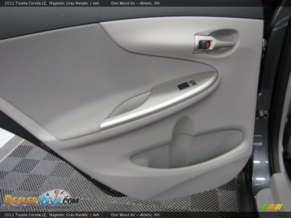 2011 Toyota Corolla LE Magnetic Gray Metallic / Ash Photo #11