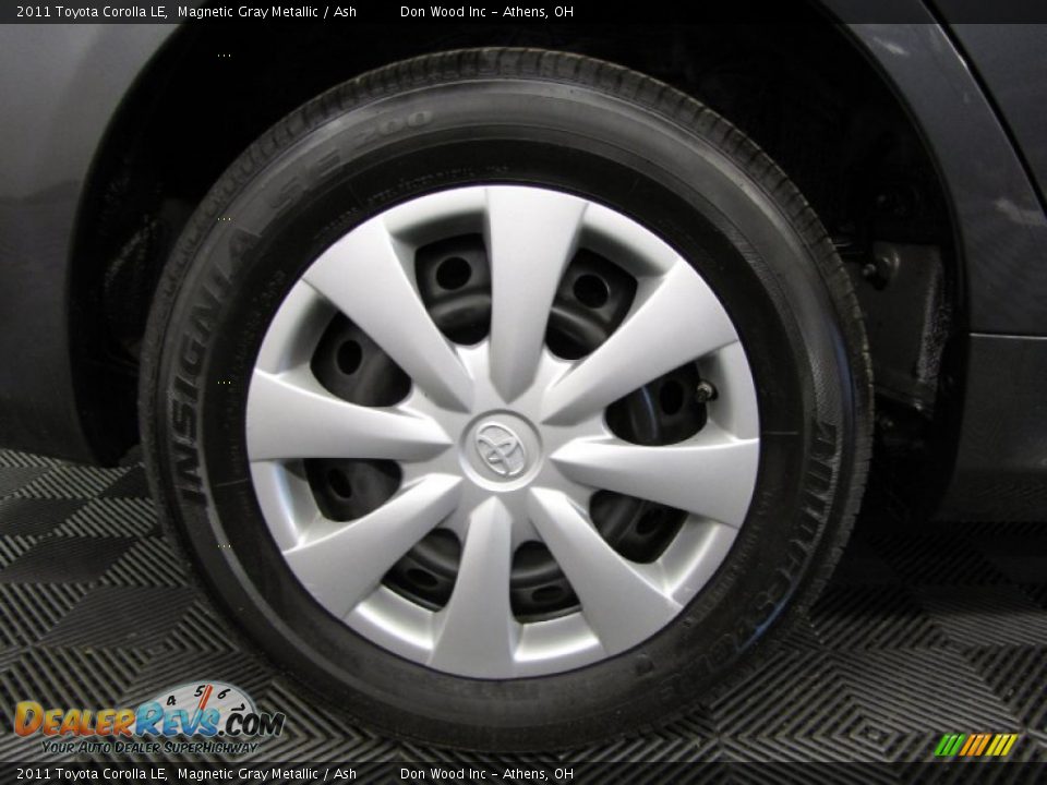 2011 Toyota Corolla LE Magnetic Gray Metallic / Ash Photo #24