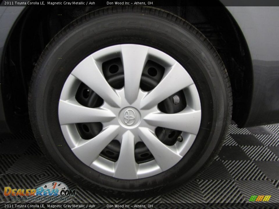 2011 Toyota Corolla LE Magnetic Gray Metallic / Ash Photo #25