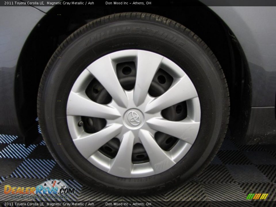 2011 Toyota Corolla LE Magnetic Gray Metallic / Ash Photo #26