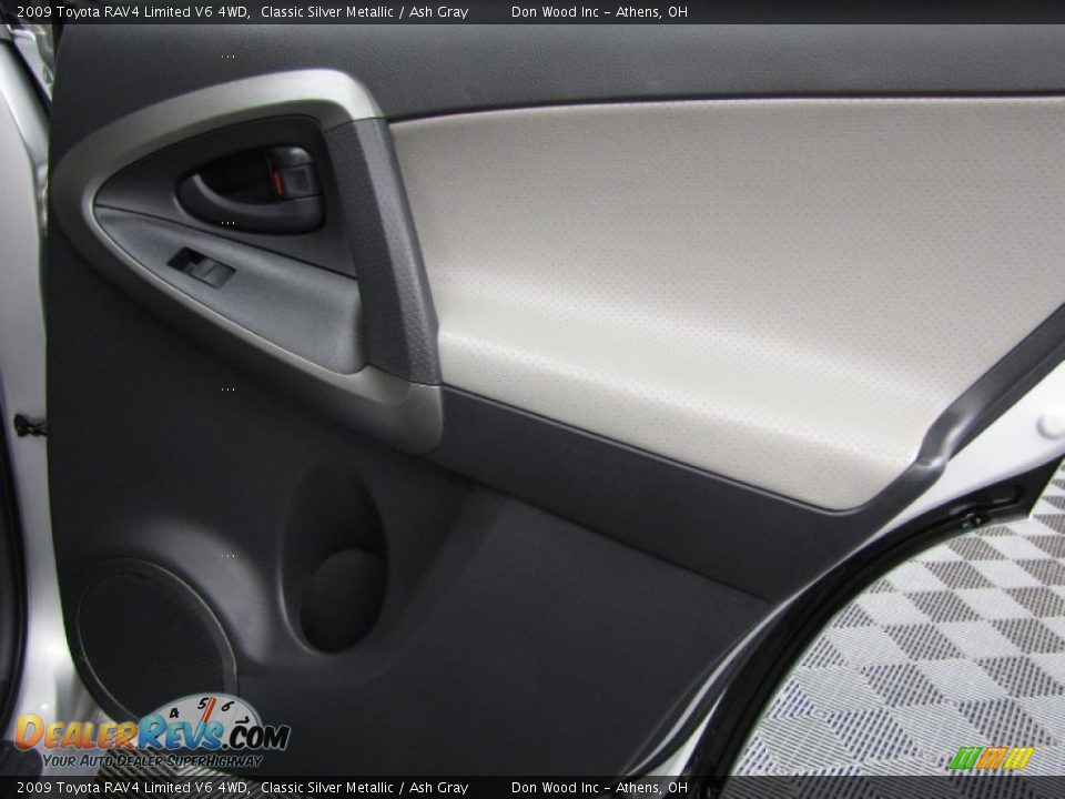 2009 Toyota RAV4 Limited V6 4WD Classic Silver Metallic / Ash Gray Photo #15