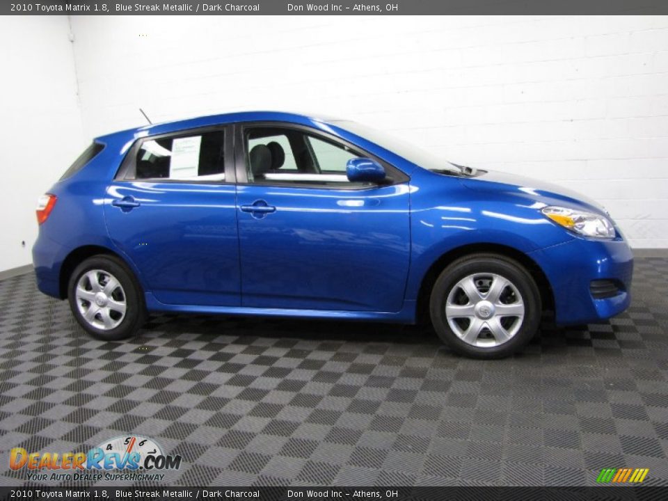 2010 Toyota Matrix 1.8 Blue Streak Metallic / Dark Charcoal Photo #3