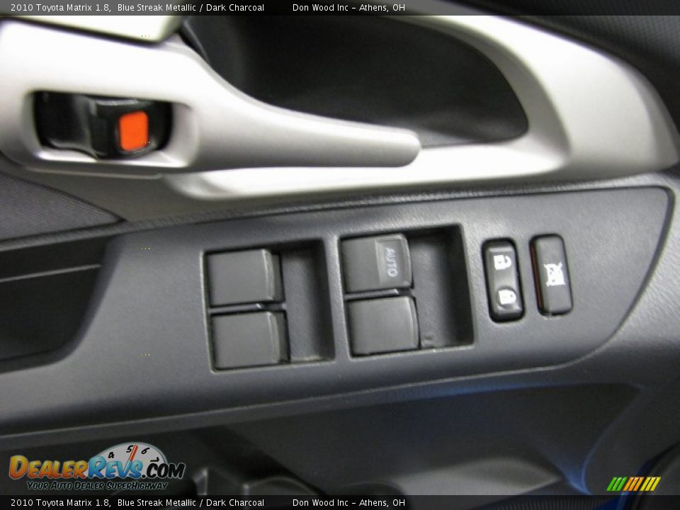 2010 Toyota Matrix 1.8 Blue Streak Metallic / Dark Charcoal Photo #11