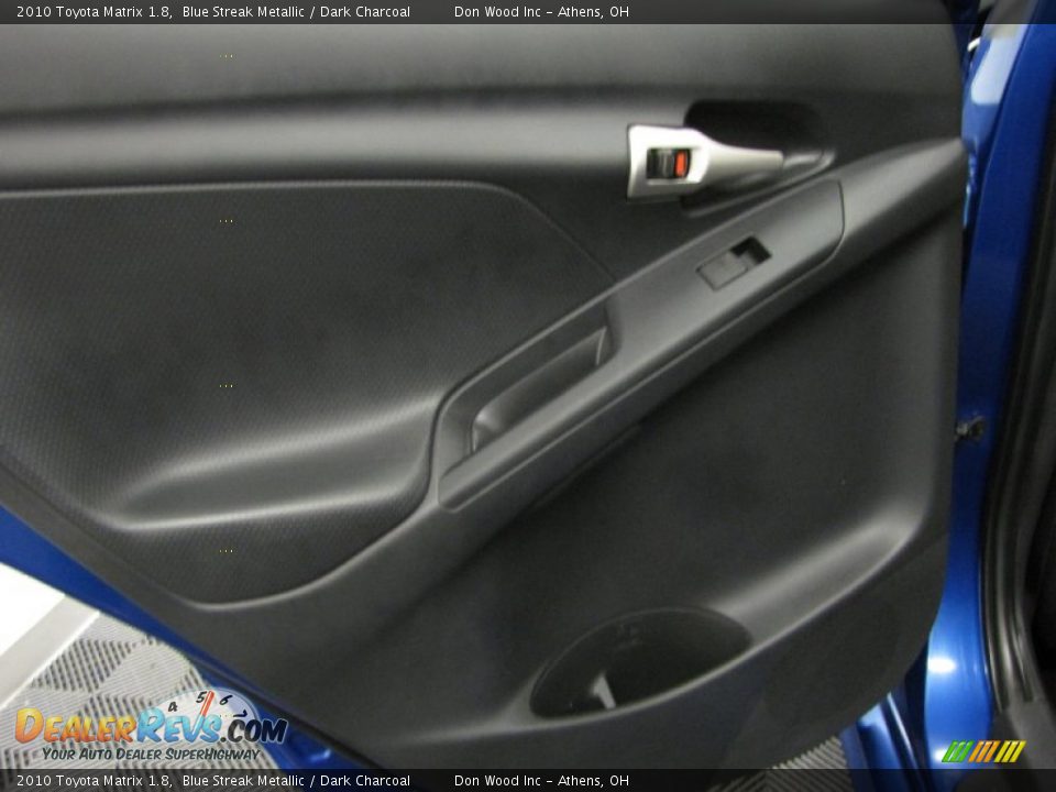 2010 Toyota Matrix 1.8 Blue Streak Metallic / Dark Charcoal Photo #12