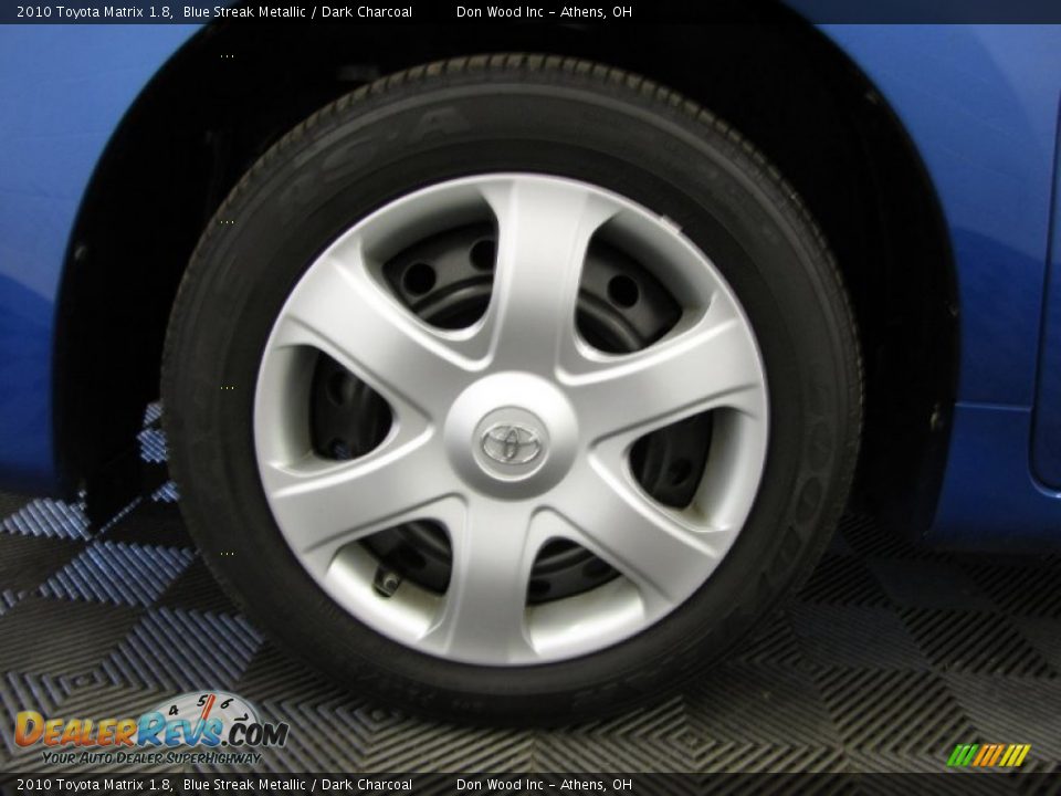2010 Toyota Matrix 1.8 Blue Streak Metallic / Dark Charcoal Photo #23