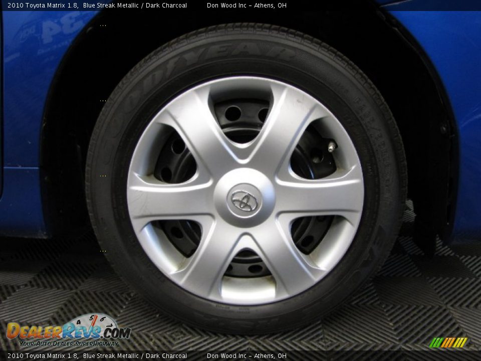 2010 Toyota Matrix 1.8 Blue Streak Metallic / Dark Charcoal Photo #26