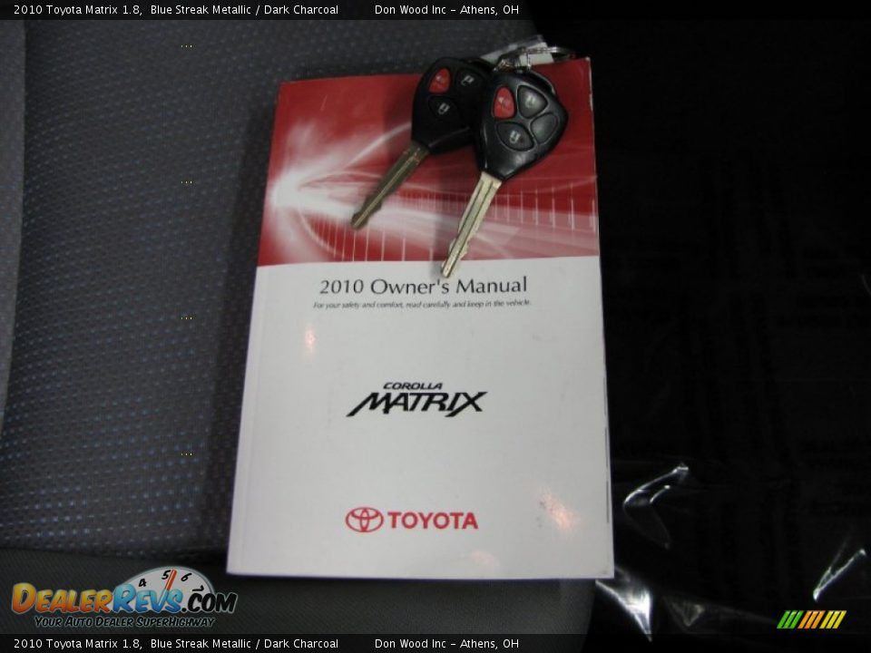 2010 Toyota Matrix 1.8 Blue Streak Metallic / Dark Charcoal Photo #27