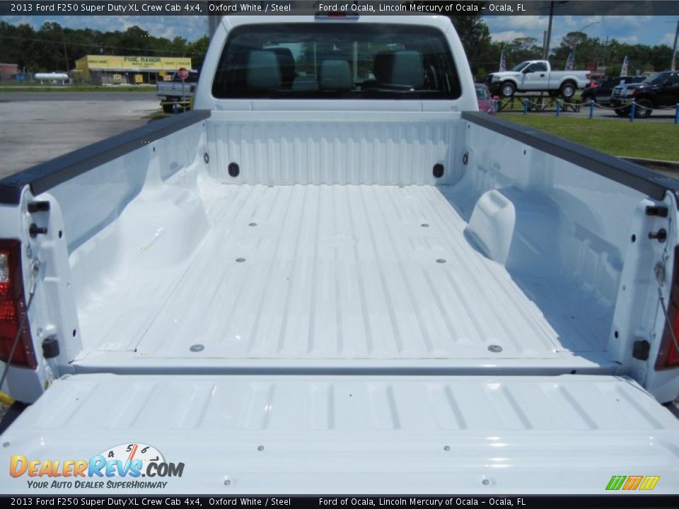 2013 Ford F250 Super Duty XL Crew Cab 4x4 Oxford White / Steel Photo #4