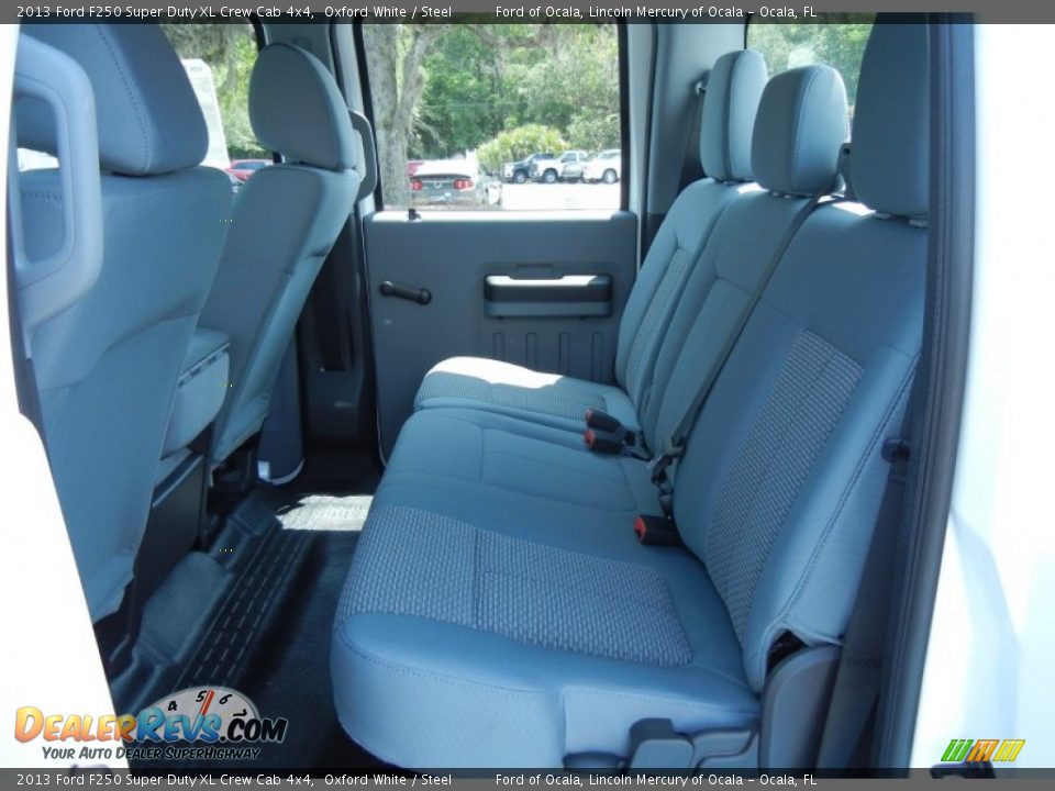 2013 Ford F250 Super Duty XL Crew Cab 4x4 Oxford White / Steel Photo #7