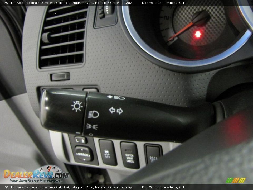 2011 Toyota Tacoma SR5 Access Cab 4x4 Magnetic Gray Metallic / Graphite Gray Photo #18