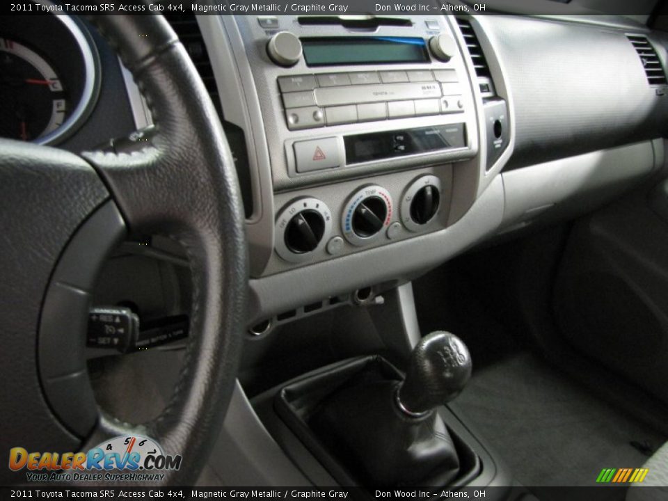 2011 Toyota Tacoma SR5 Access Cab 4x4 Magnetic Gray Metallic / Graphite Gray Photo #23