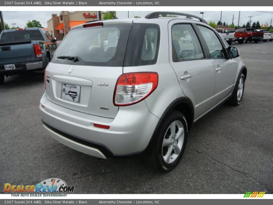 2007 Suzuki SX4 AWD Silky Silver Metallic / Black Photo #5