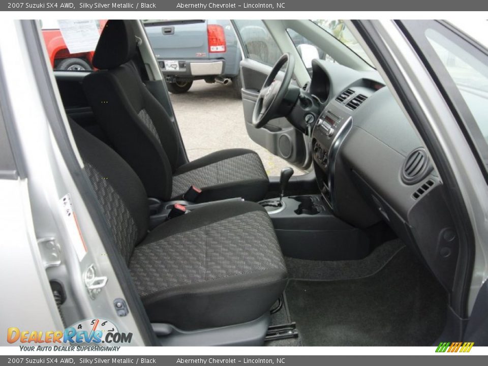 2007 Suzuki SX4 AWD Silky Silver Metallic / Black Photo #17