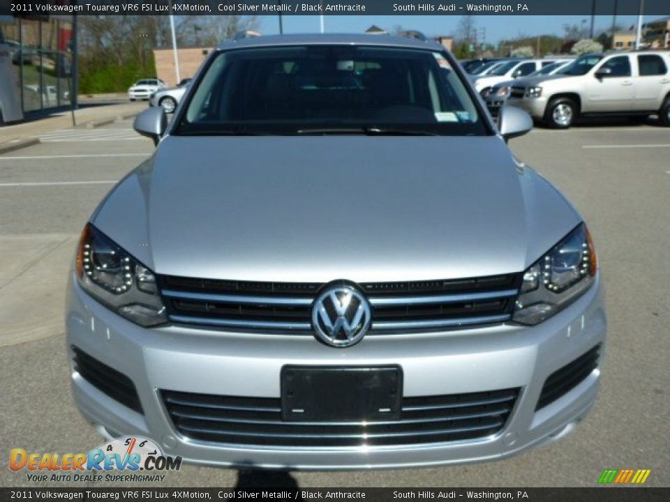 2011 Volkswagen Touareg VR6 FSI Lux 4XMotion Cool Silver Metallic / Black Anthracite Photo #8