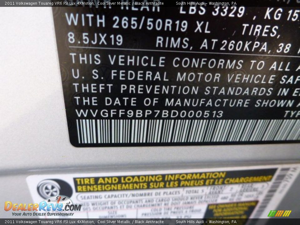 2011 Volkswagen Touareg VR6 FSI Lux 4XMotion Cool Silver Metallic / Black Anthracite Photo #16