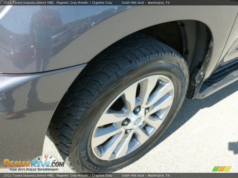 2011 Toyota Sequoia Limited 4WD Magnetic Gray Metallic / Graphite Gray Photo #9