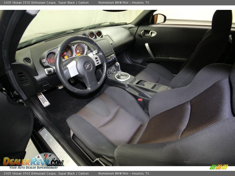 Front Seat of 2005 Nissan 350Z Enthusiast Coupe Photo #13