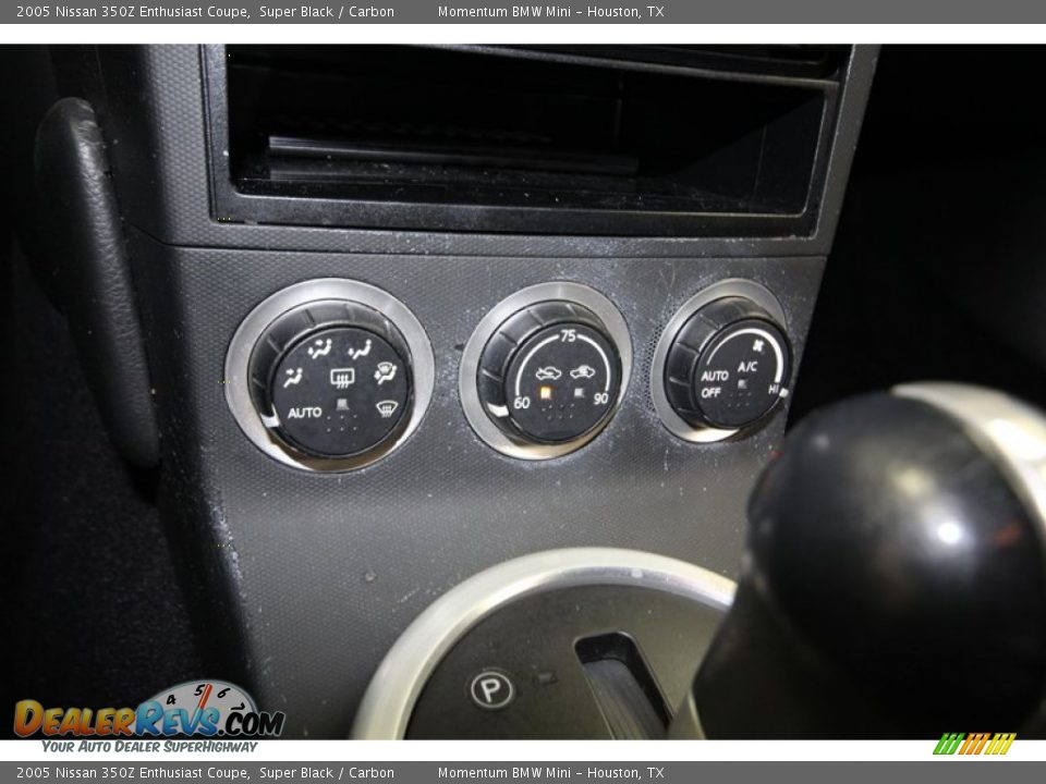 2005 Nissan 350Z Enthusiast Coupe Super Black / Carbon Photo #21