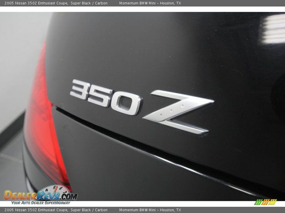 2005 Nissan 350Z Enthusiast Coupe Super Black / Carbon Photo #34