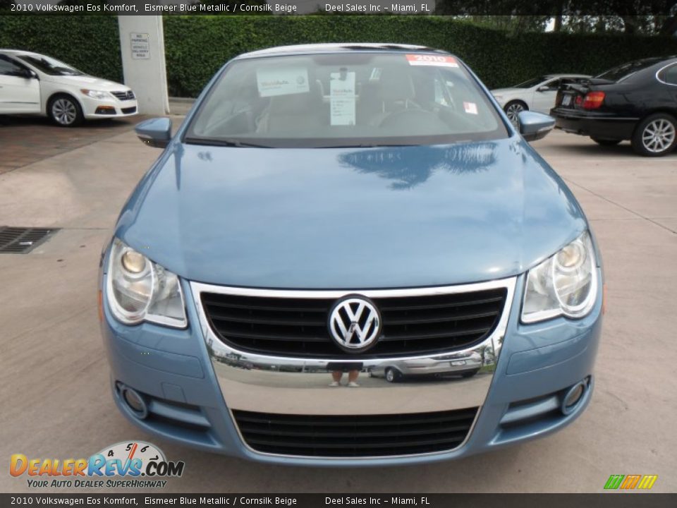 2010 Volkswagen Eos Komfort Eismeer Blue Metallic / Cornsilk Beige Photo #8