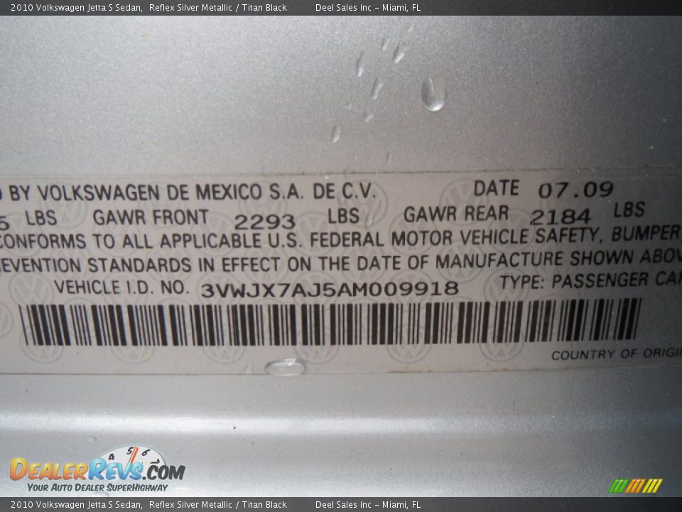 2010 Volkswagen Jetta S Sedan Reflex Silver Metallic / Titan Black Photo #14