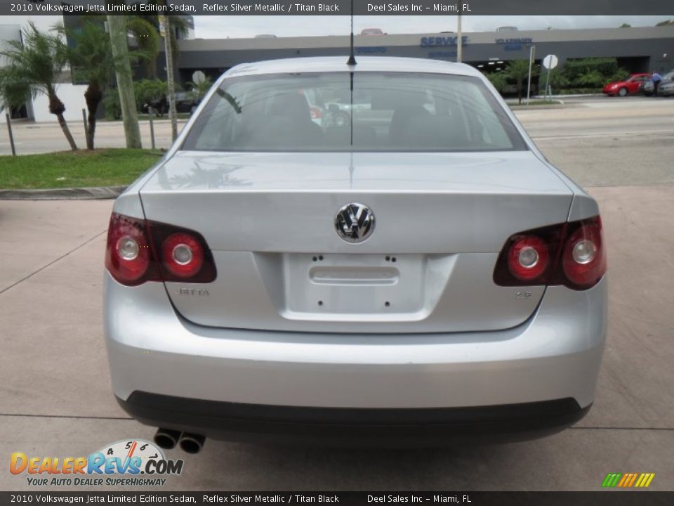 2010 Volkswagen Jetta Limited Edition Sedan Reflex Silver Metallic / Titan Black Photo #4